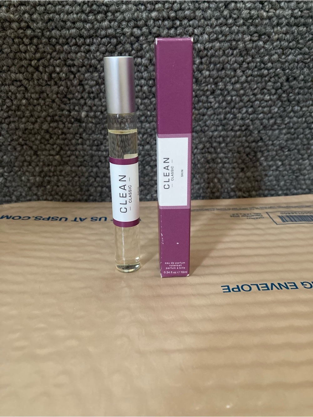 Clean Classic Skin Rollerball